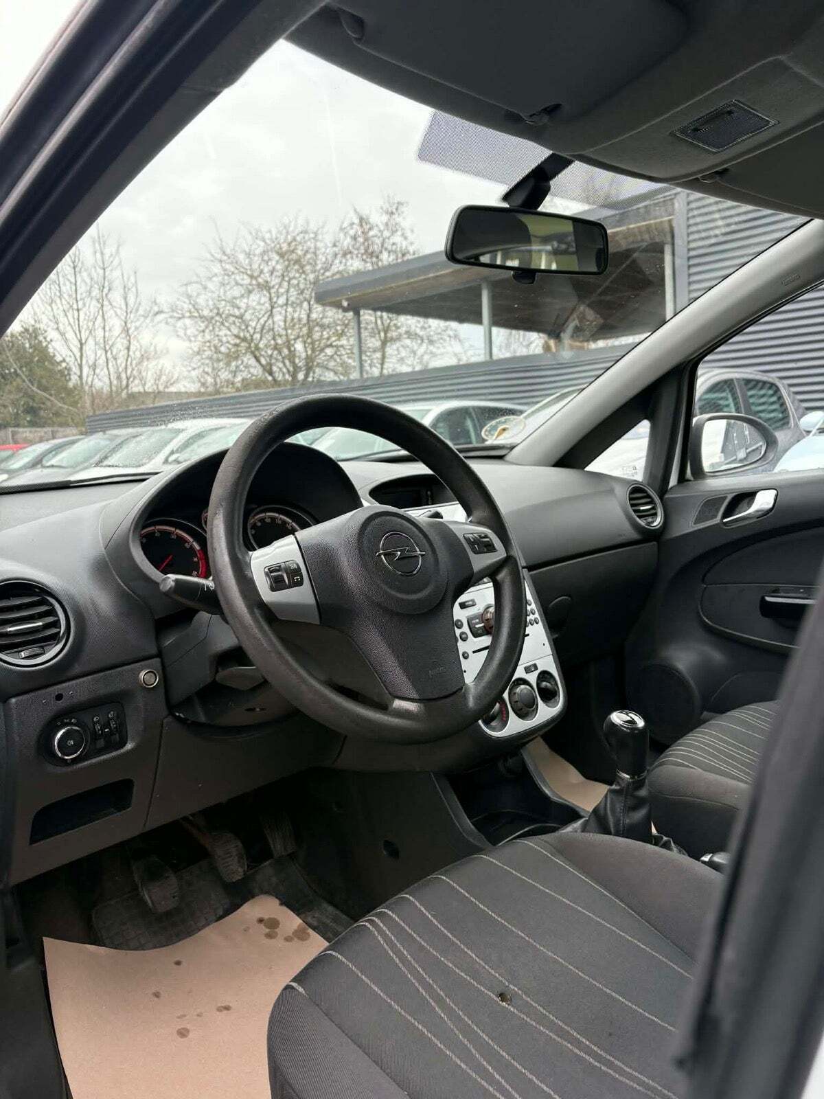 Opel Corsa 1,0 12V Edition