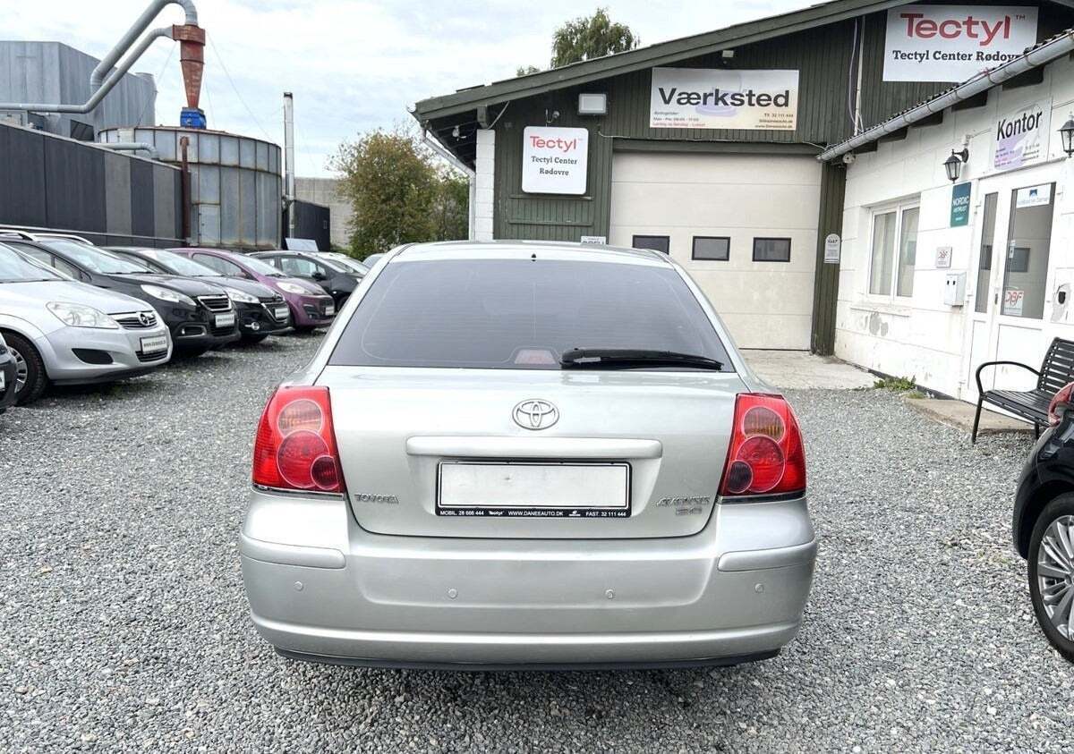 Toyota Avensis 2,0 Sol