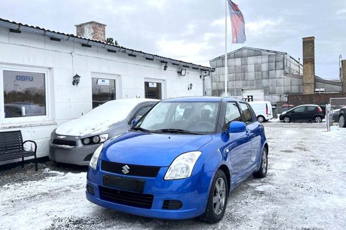 Blå Suzuki Swift fra 2006