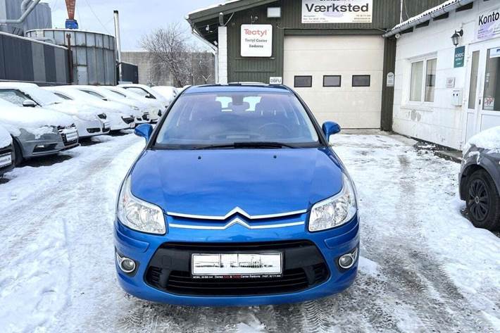 Blå Citroën C4 fra 2009