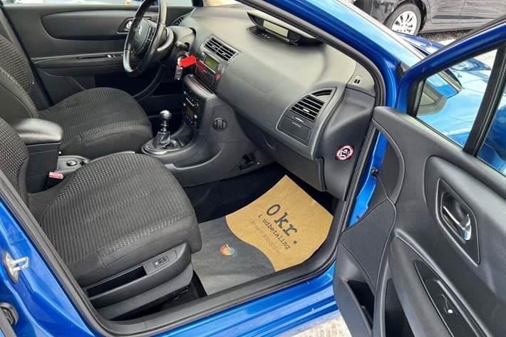 Blå Citroën C4 fra 2009