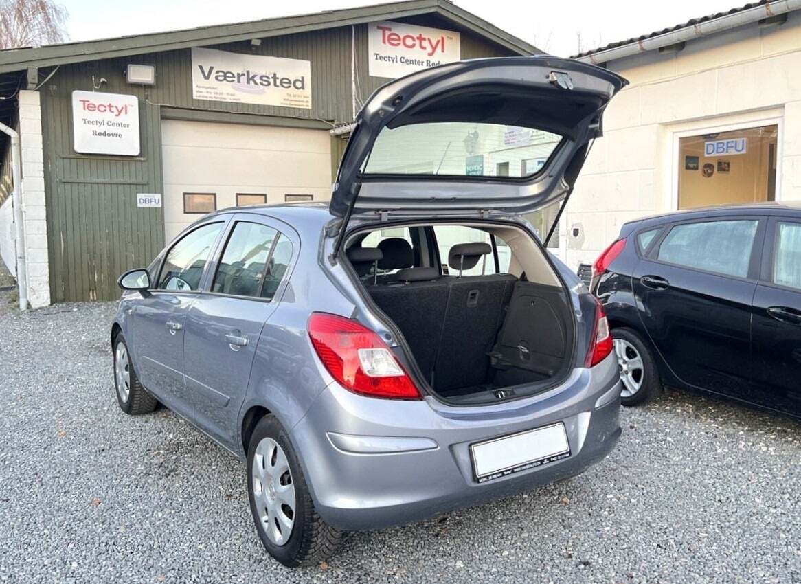 Opel Corsa 1,0 12V Edition