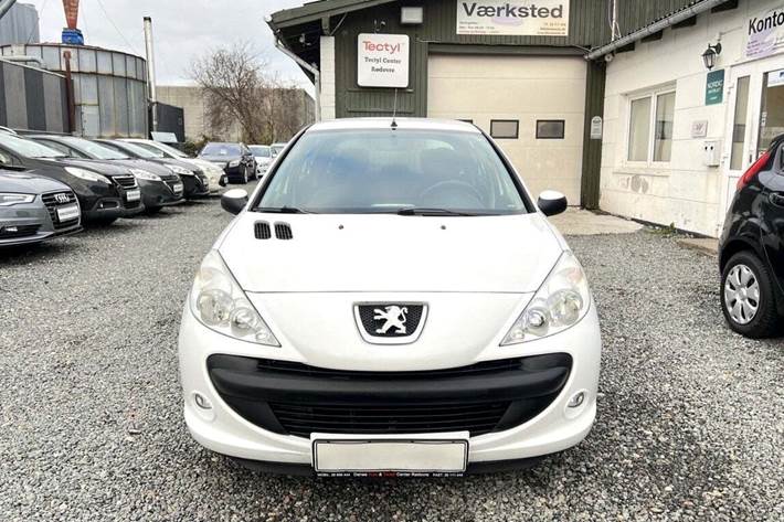 Hvid Peugeot 206+ fra 2012