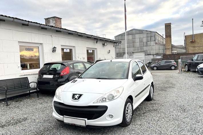 Hvid Peugeot 206+ fra 2012