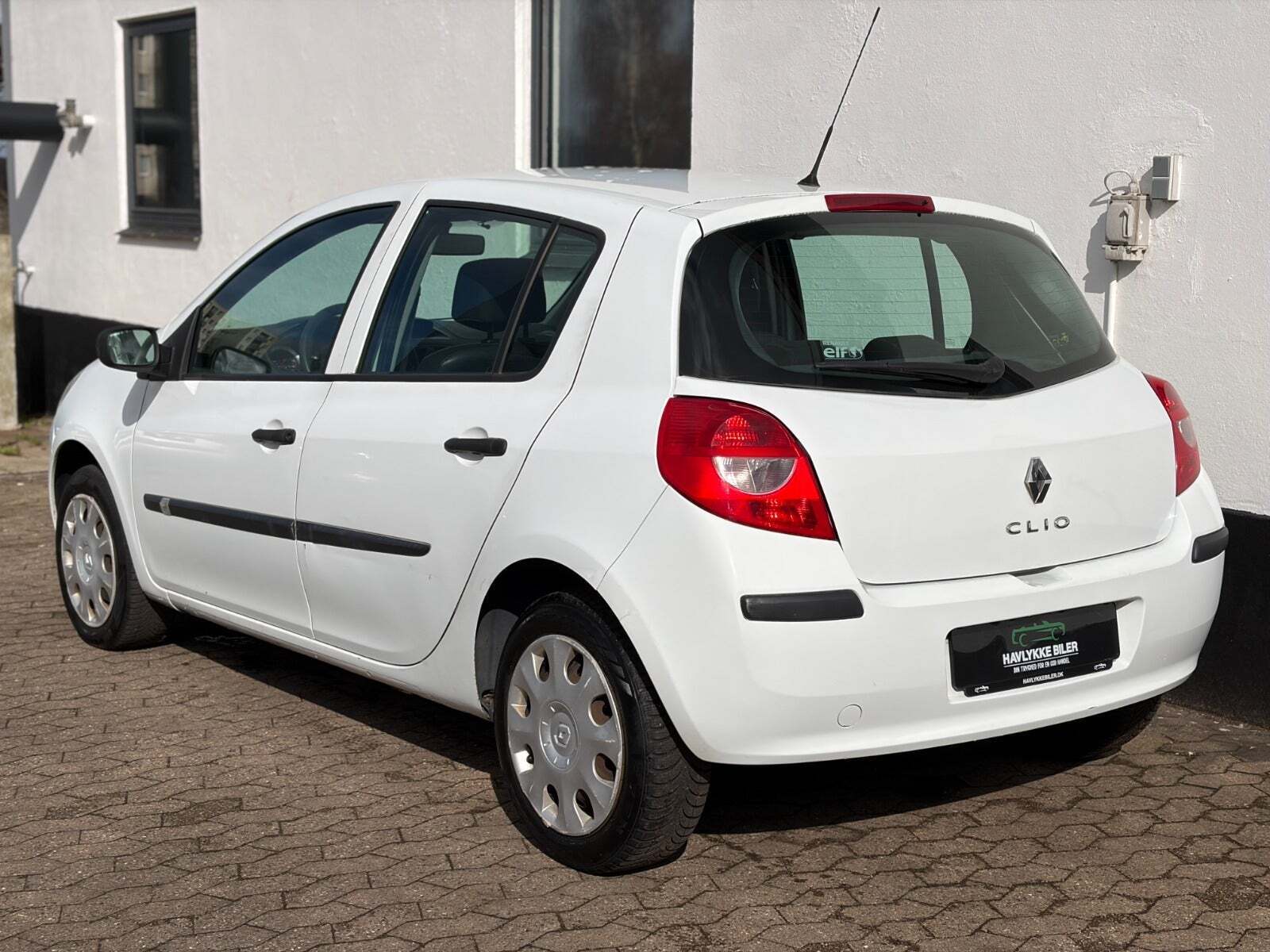 undefined Renault Clio II fra 2008 set udefra