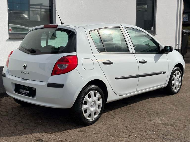 Renault Clio II 1,5 dCi 65 Basic