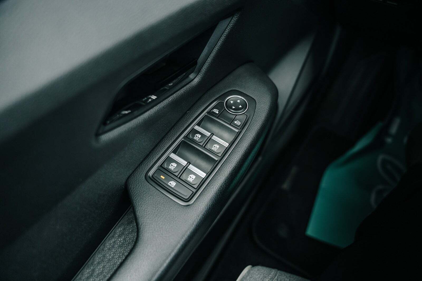 Grå Renault Megane E-Tech fra 2023