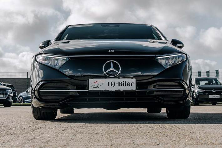 Sort Mercedes EQS450+ fra 2023