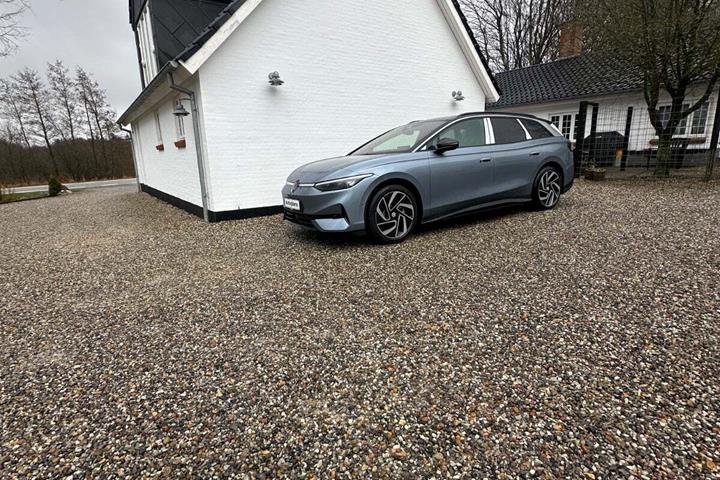 Grå VW ID.7 fra 2025