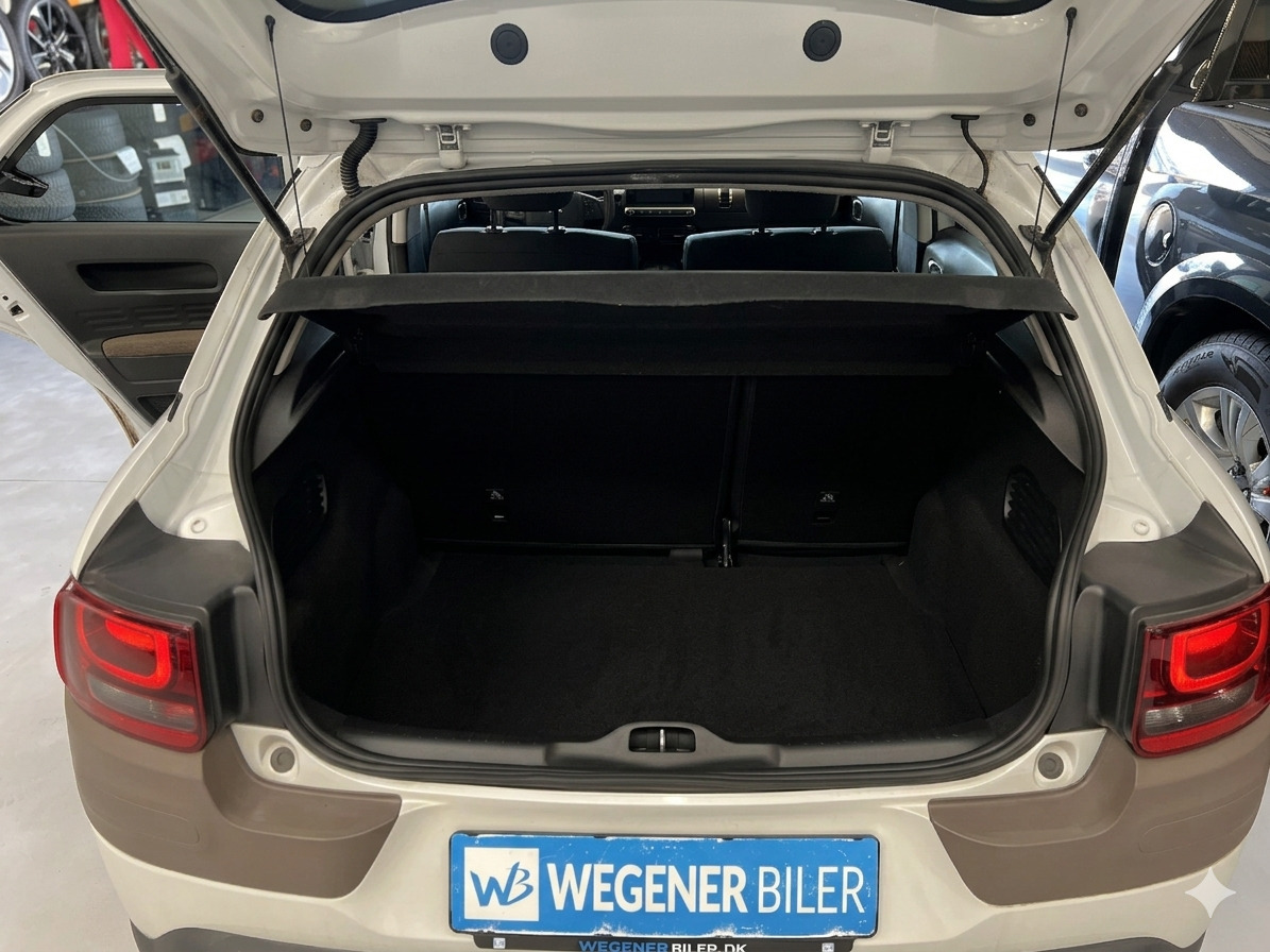 Hvid Citroën C4 Cactus fra 2015