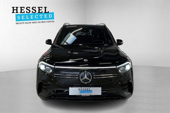 Sort Mercedes EQB250 fra 2023