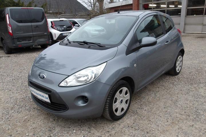 Grå Ford Ka fra 2014 set udefra