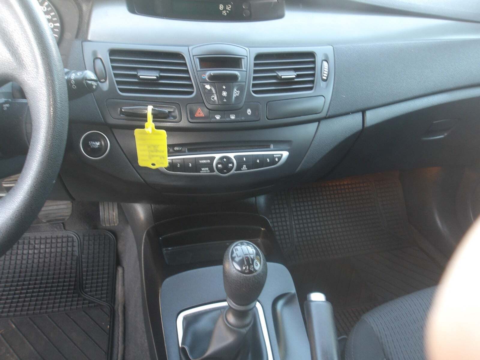 Grå Renault Laguna III fra 2009