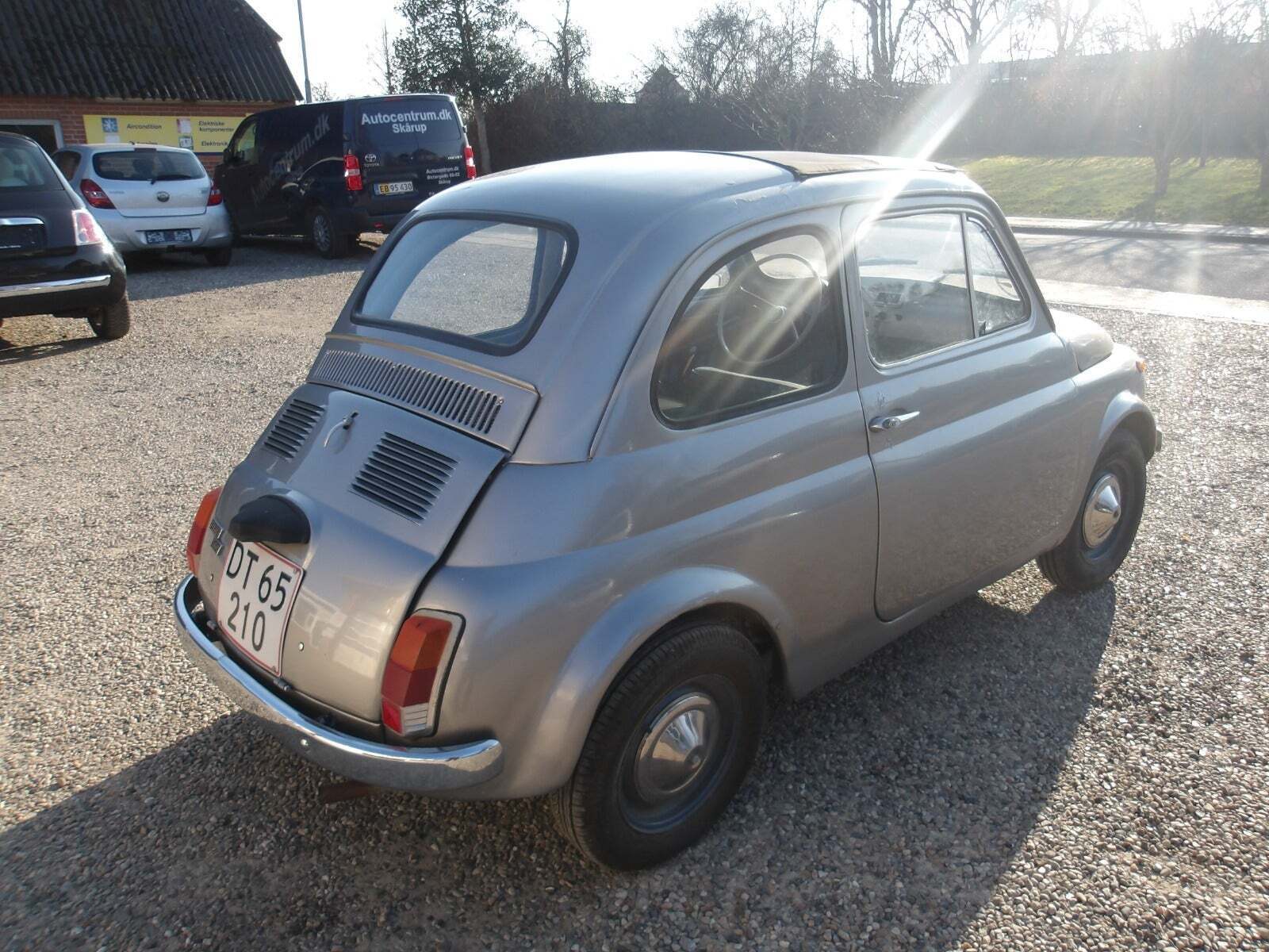 Sølv Fiat 500 fra 1970