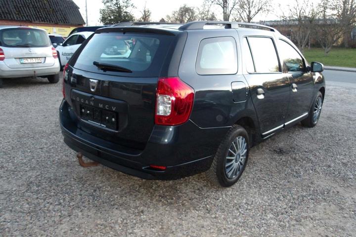 Sort Dacia Logan fra 2019
