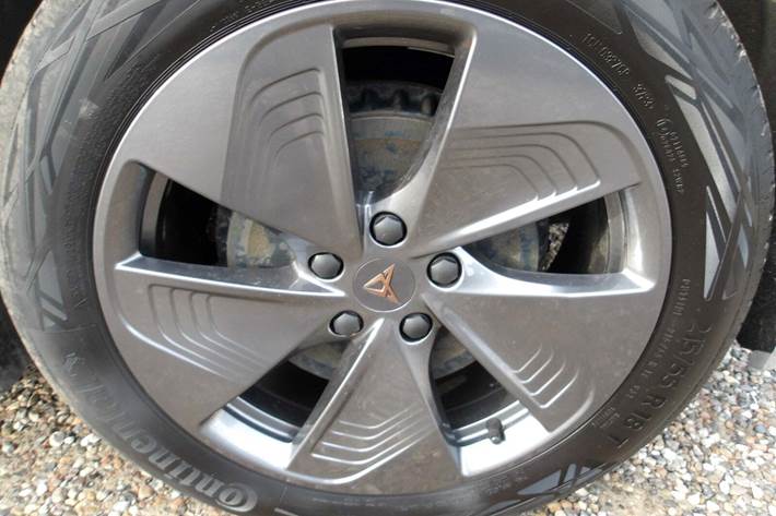 Grå Cupra Born fra 2024