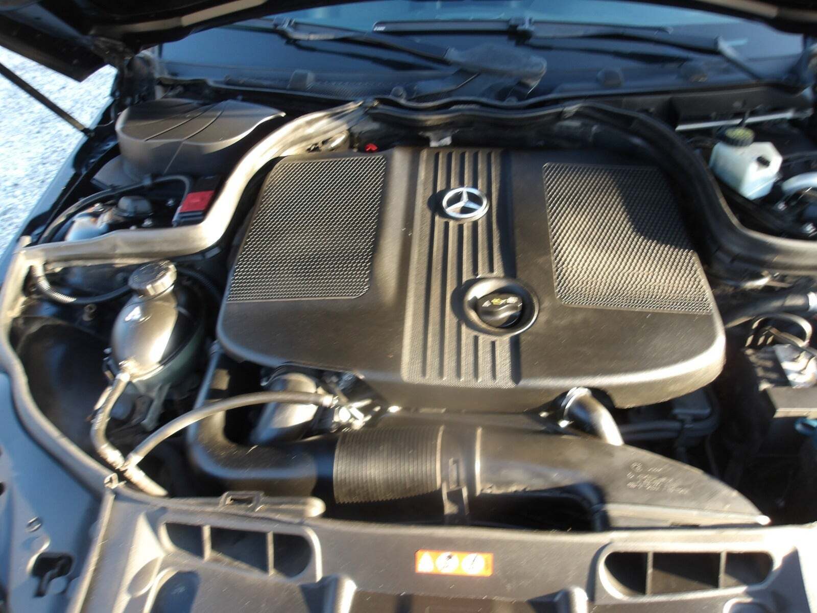 Sort Mercedes C250 fra 2010