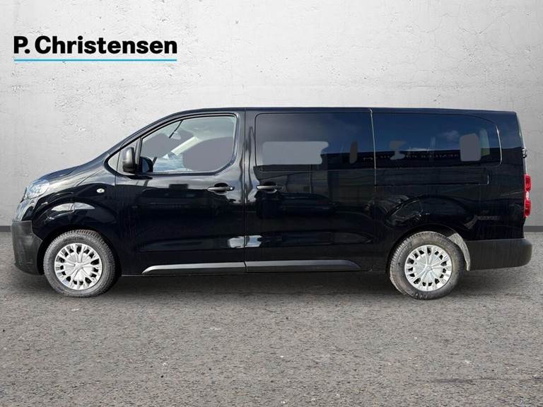 Toyota Proace Verso 75 Long Shuttle
