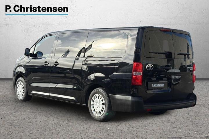Sort Toyota Proace Verso fra 2024