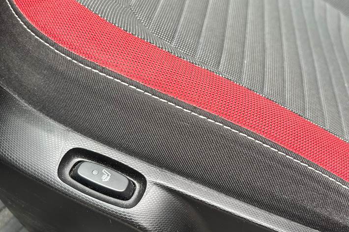 Sort Renault Twingo fra 2015