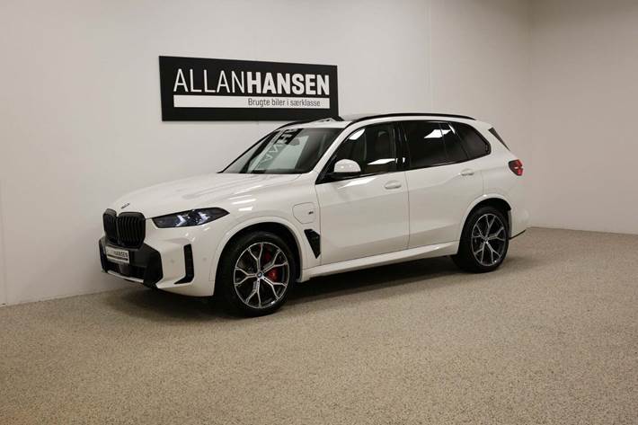 Hvid BMW X5 fra 2023