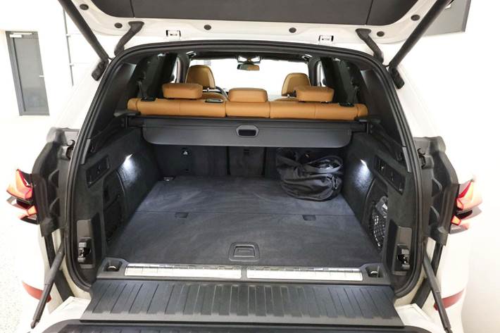 Hvid BMW X5 fra 2023