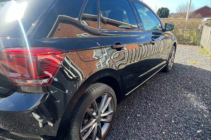 Sort VW Polo fra 2021