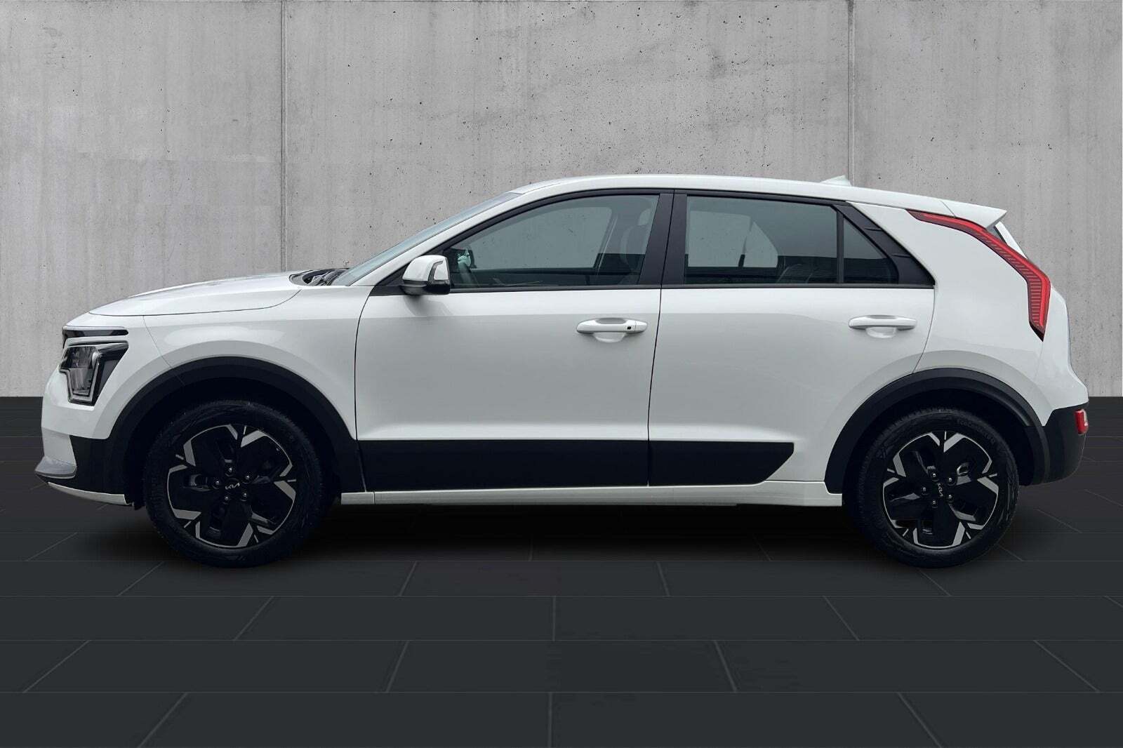 Hvid Kia Niro fra 2025