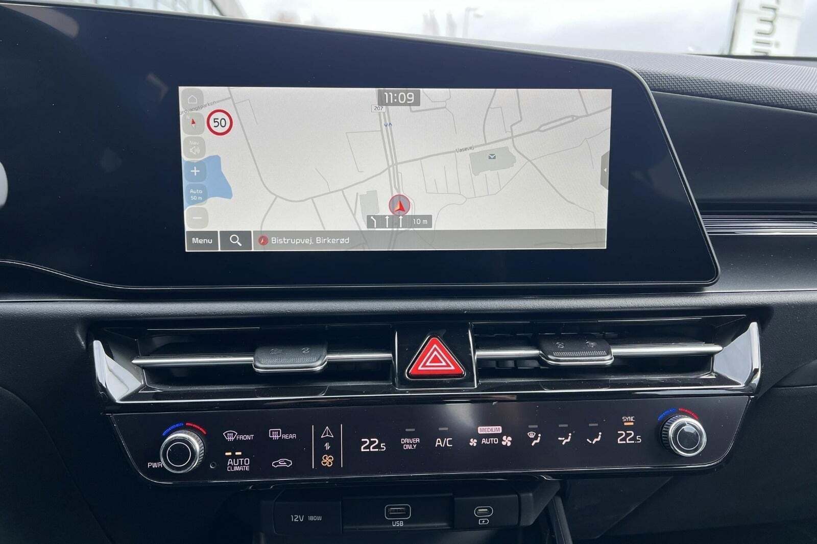 Hvid Kia Niro fra 2025