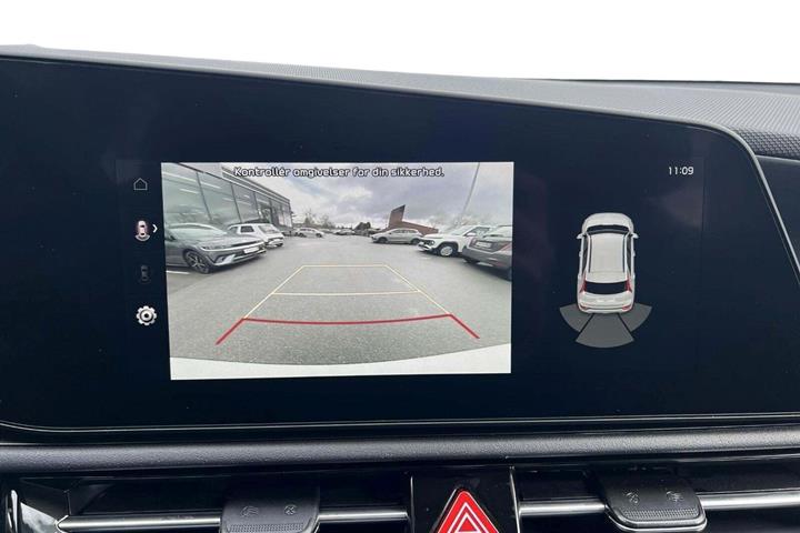 Hvid Kia Niro fra 2025