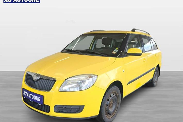 Gul Skoda Fabia fra 2008