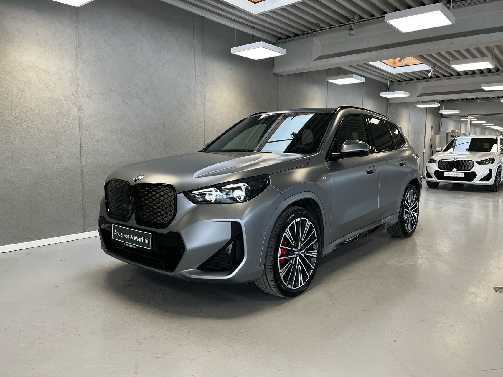 BMW iX1 xDrive30 EL M-Sport 4x4 313HK 5d Aut.