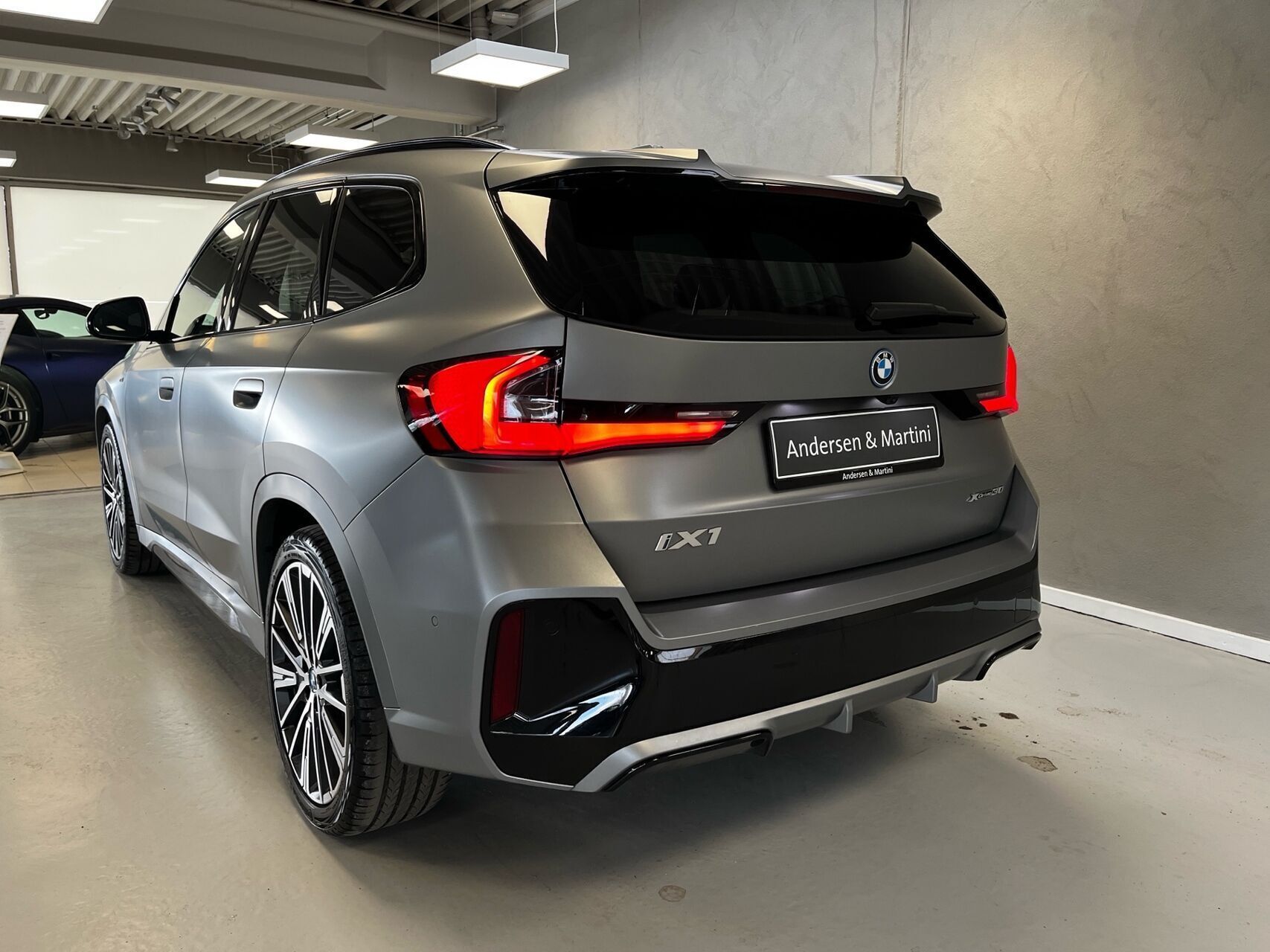 BMW iX1 xDrive30 EL M-Sport 4x4 313HK 5d Aut.