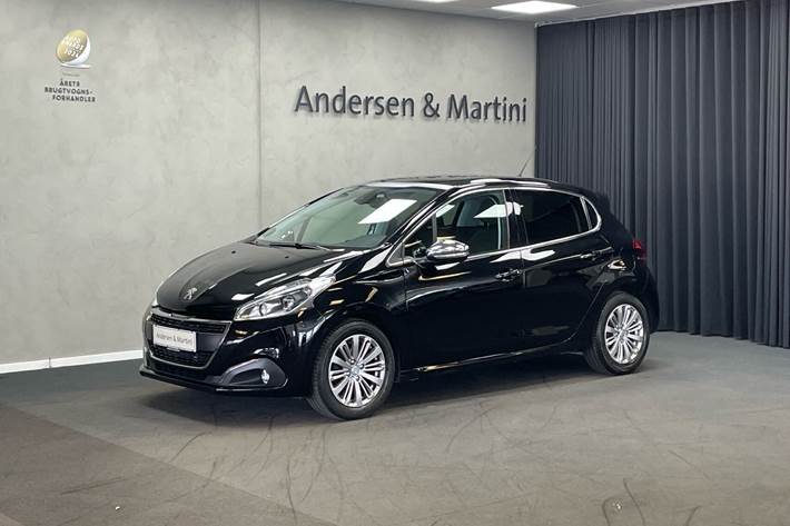 Sort Peugeot 208 fra 2019
