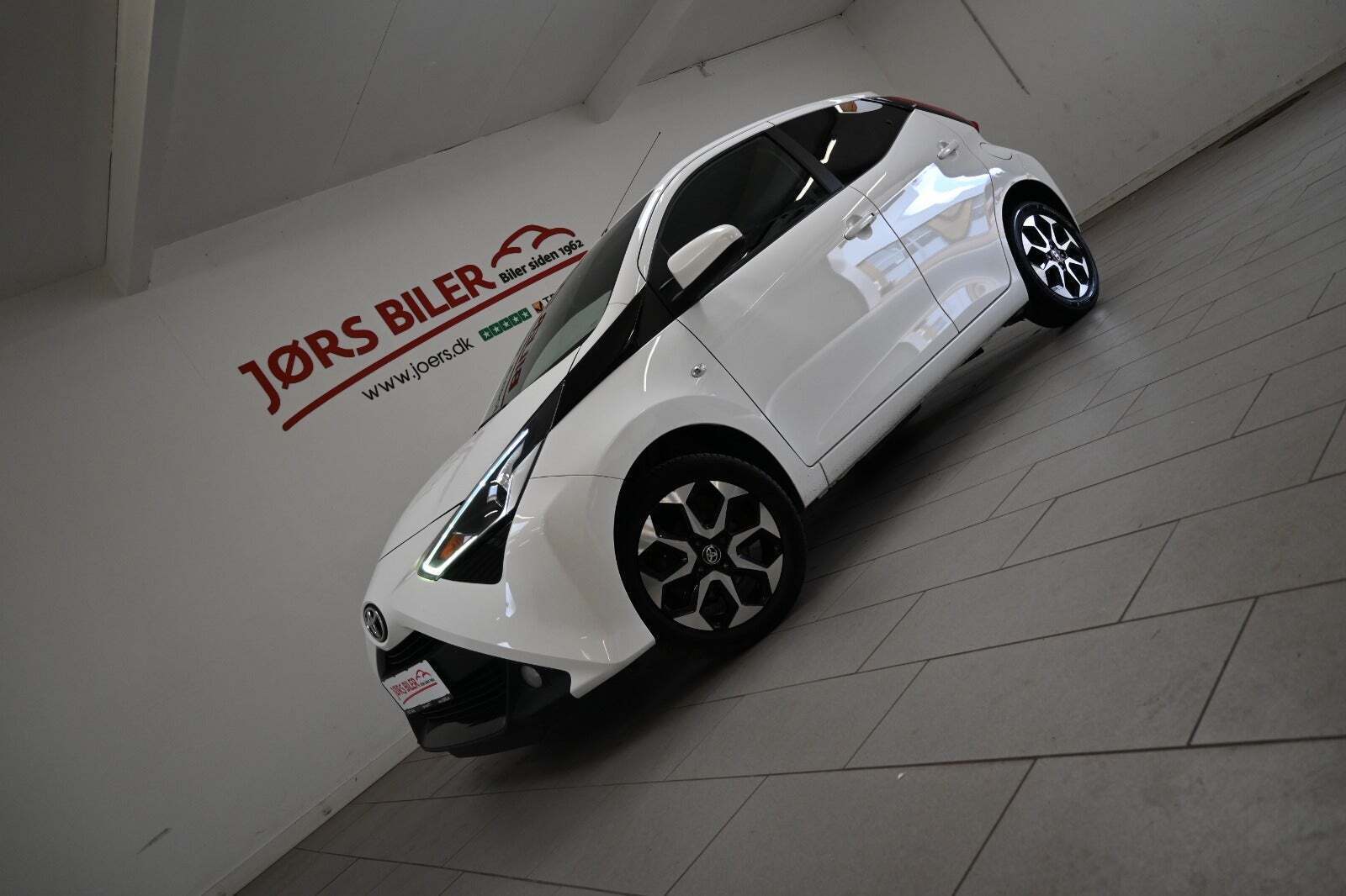 Toyota Aygo 1,0 VVT-i x-cellence Connect