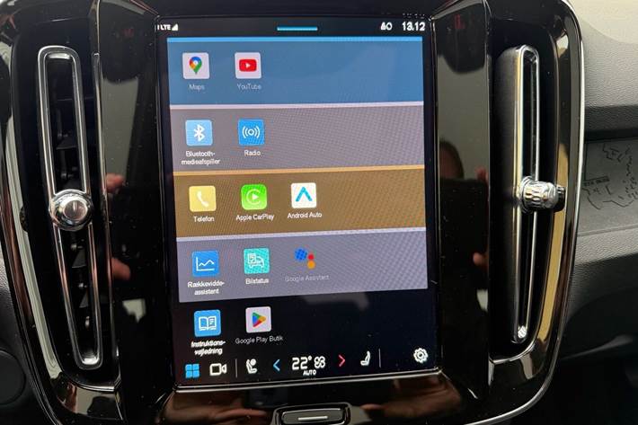 Sort Volvo EC40 fra 2024