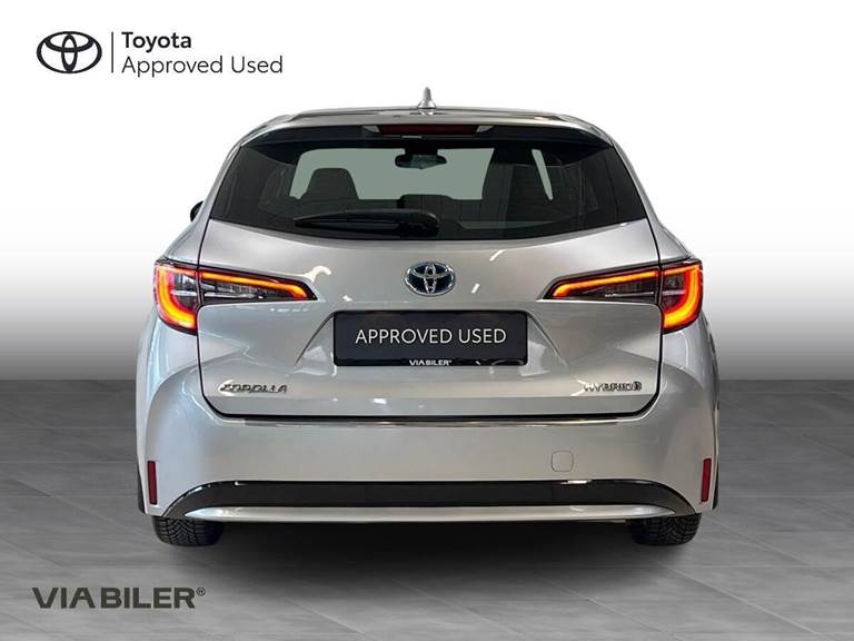 Toyota Corolla 1,8 Touring Sports Hybrid H1 E-CVT 122HK Stc Trinl. Gear