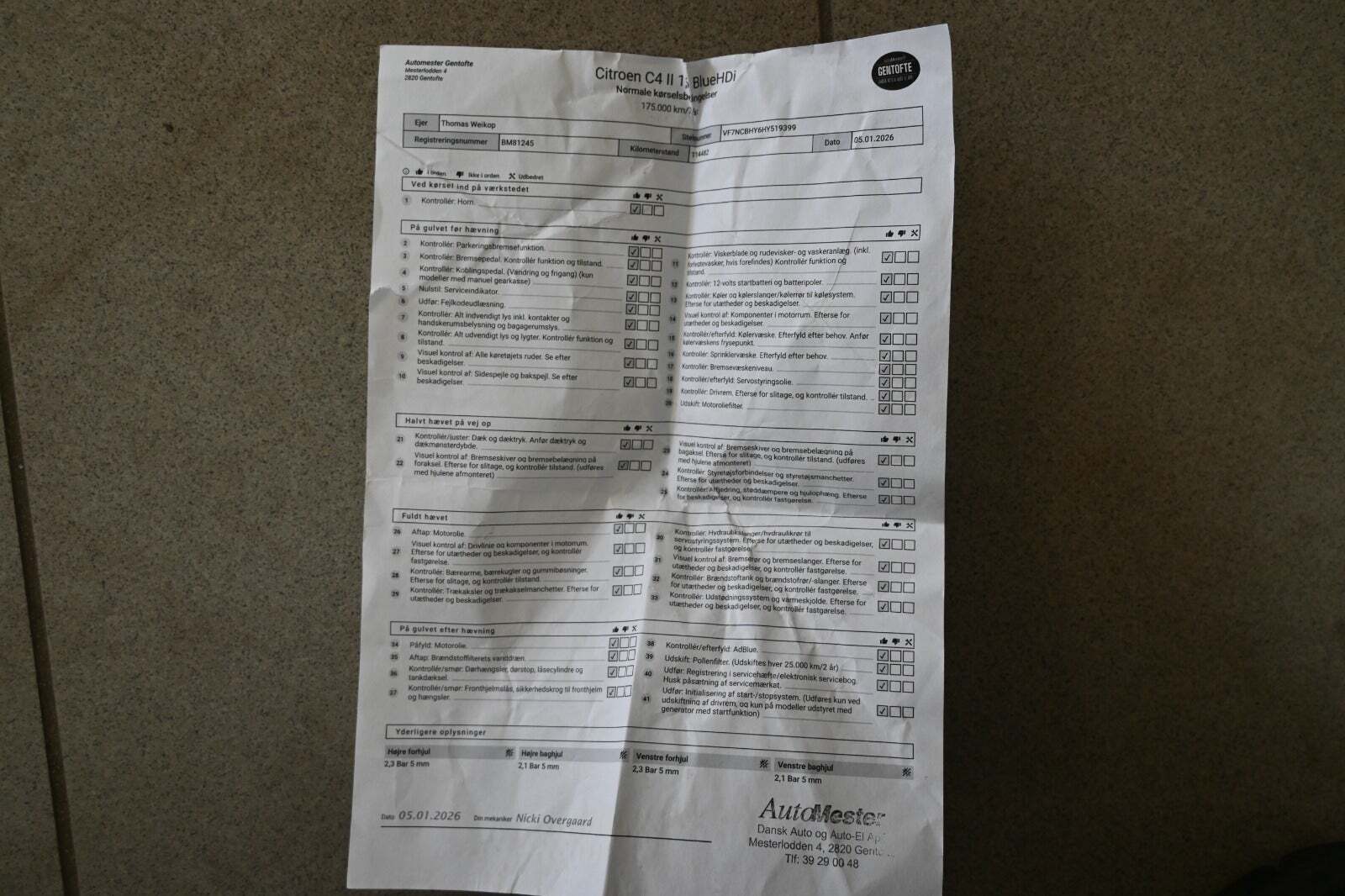 Grå Citroën C4 fra 2017