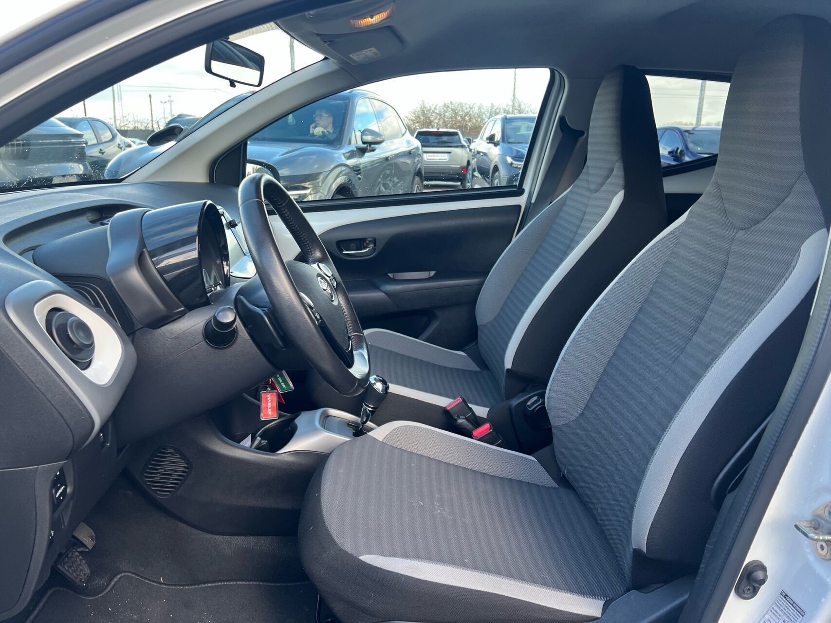 Toyota Aygo 1,0 VVT-I X-pression X-Shift 72HK 5d Aut.