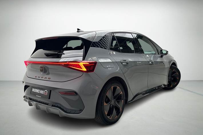 Grå Cupra Born fra 2022