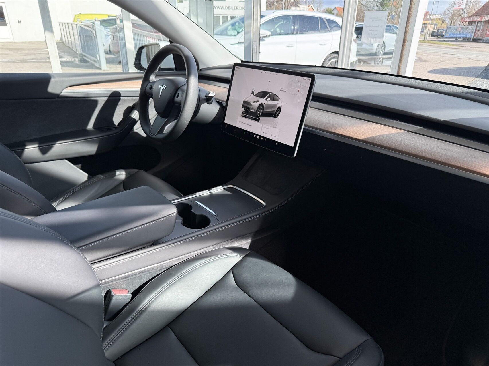 undefined Tesla Model Y fra 2023