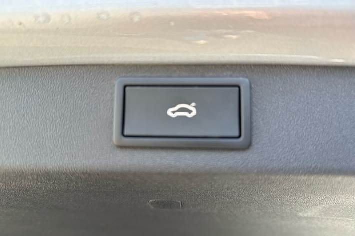 Sølv Skoda Enyaq fra 2024