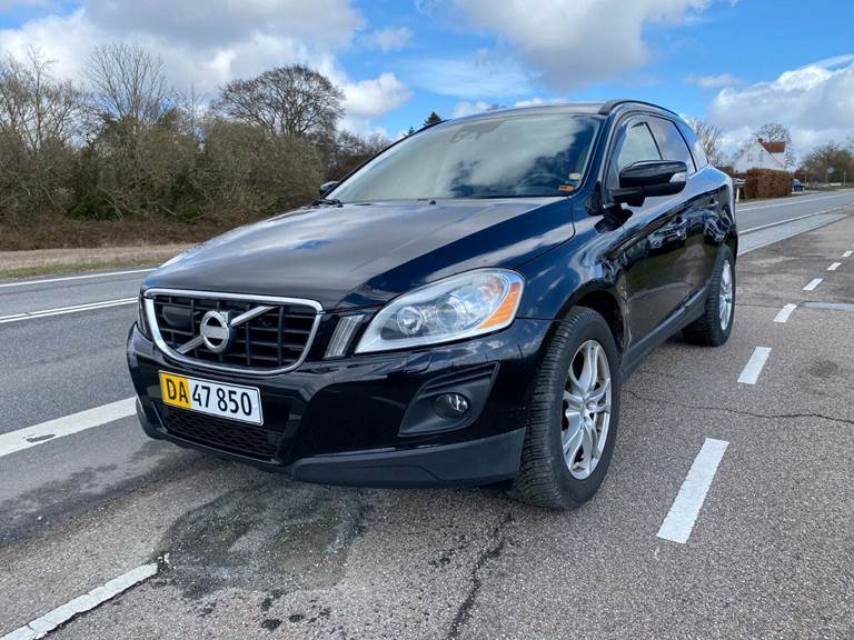 Volvo XC60 2,4 D Summum aut. Van