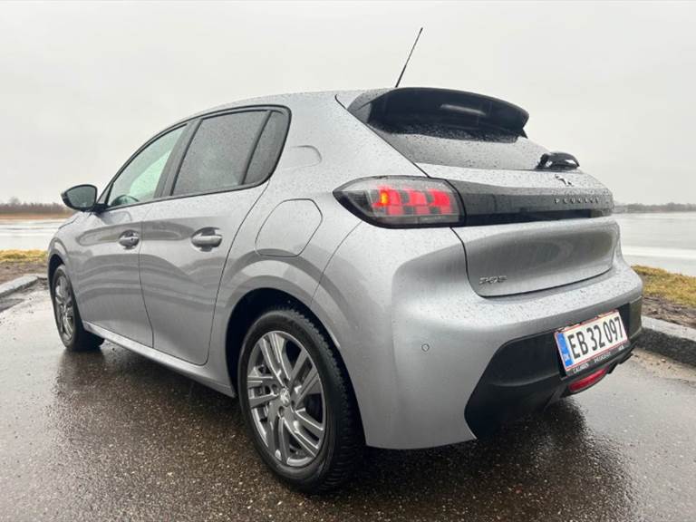 Peugeot 208 1,2 PureTech 75 Prime