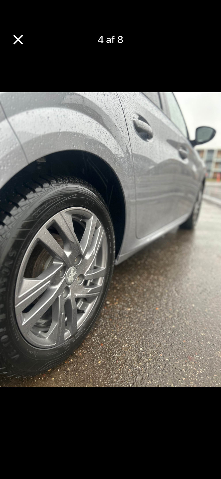 Sølv Peugeot 208 fra 2021