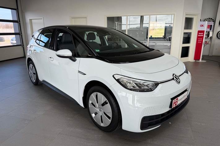 Hvid VW ID.3 fra 2023 set udefra