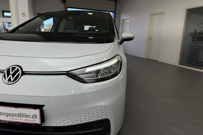 Hvid VW ID.3 fra 2023