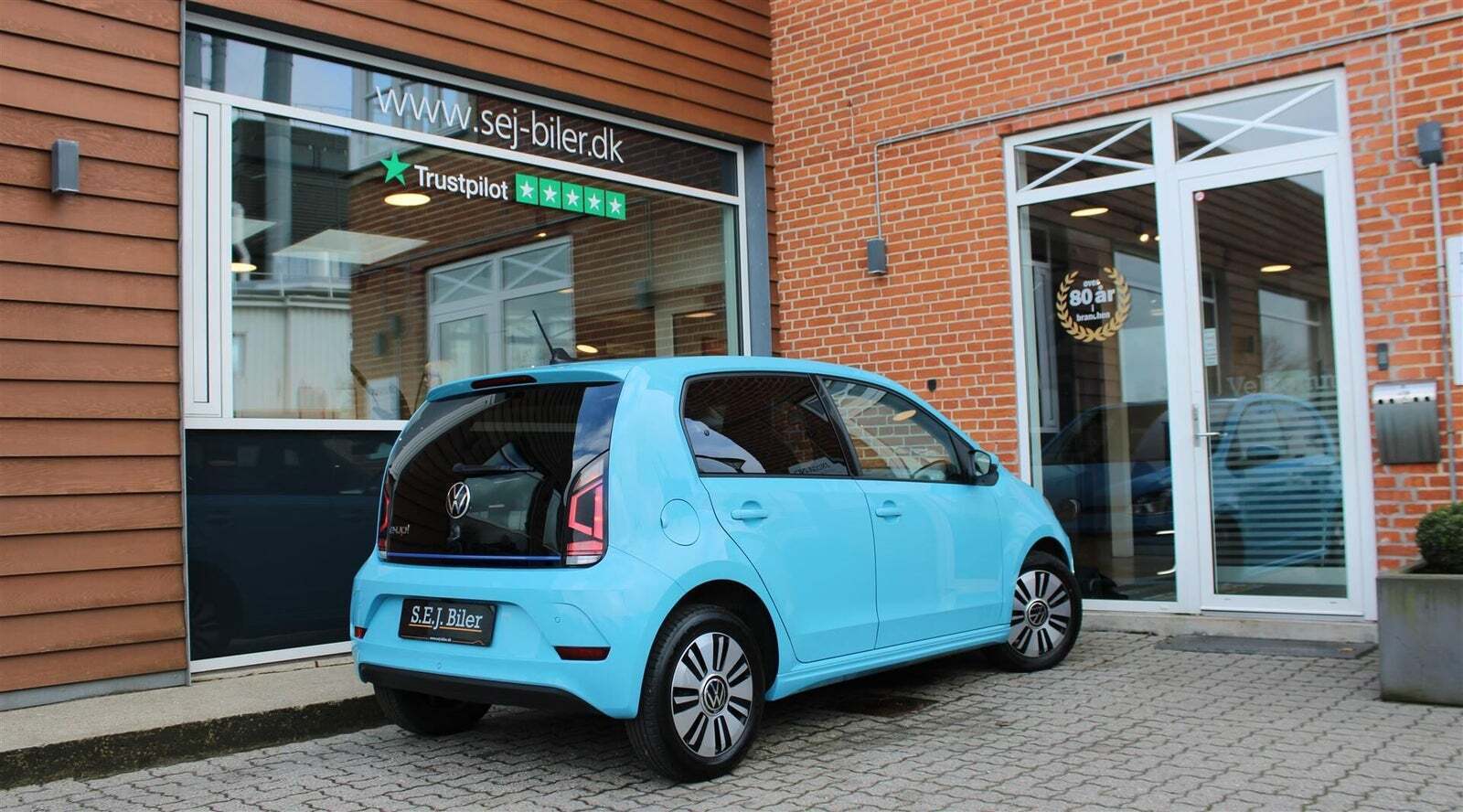 Blå VW E-UP! fra 2021
