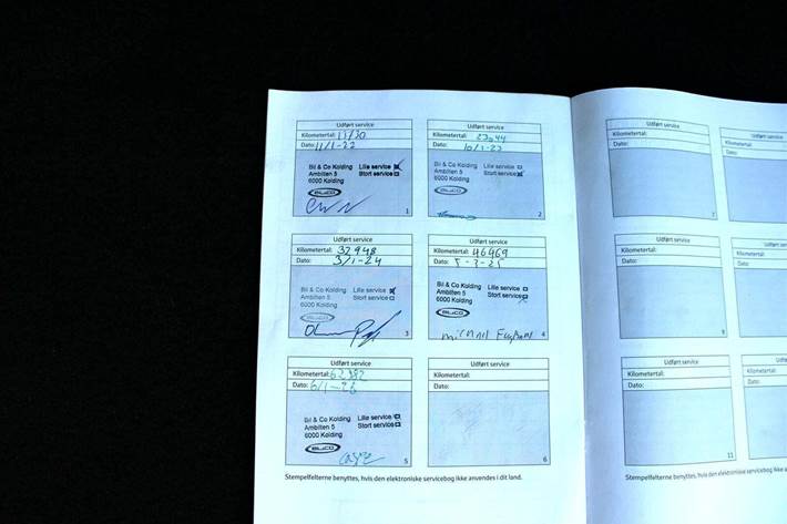 Hvid Toyota Yaris fra 2020