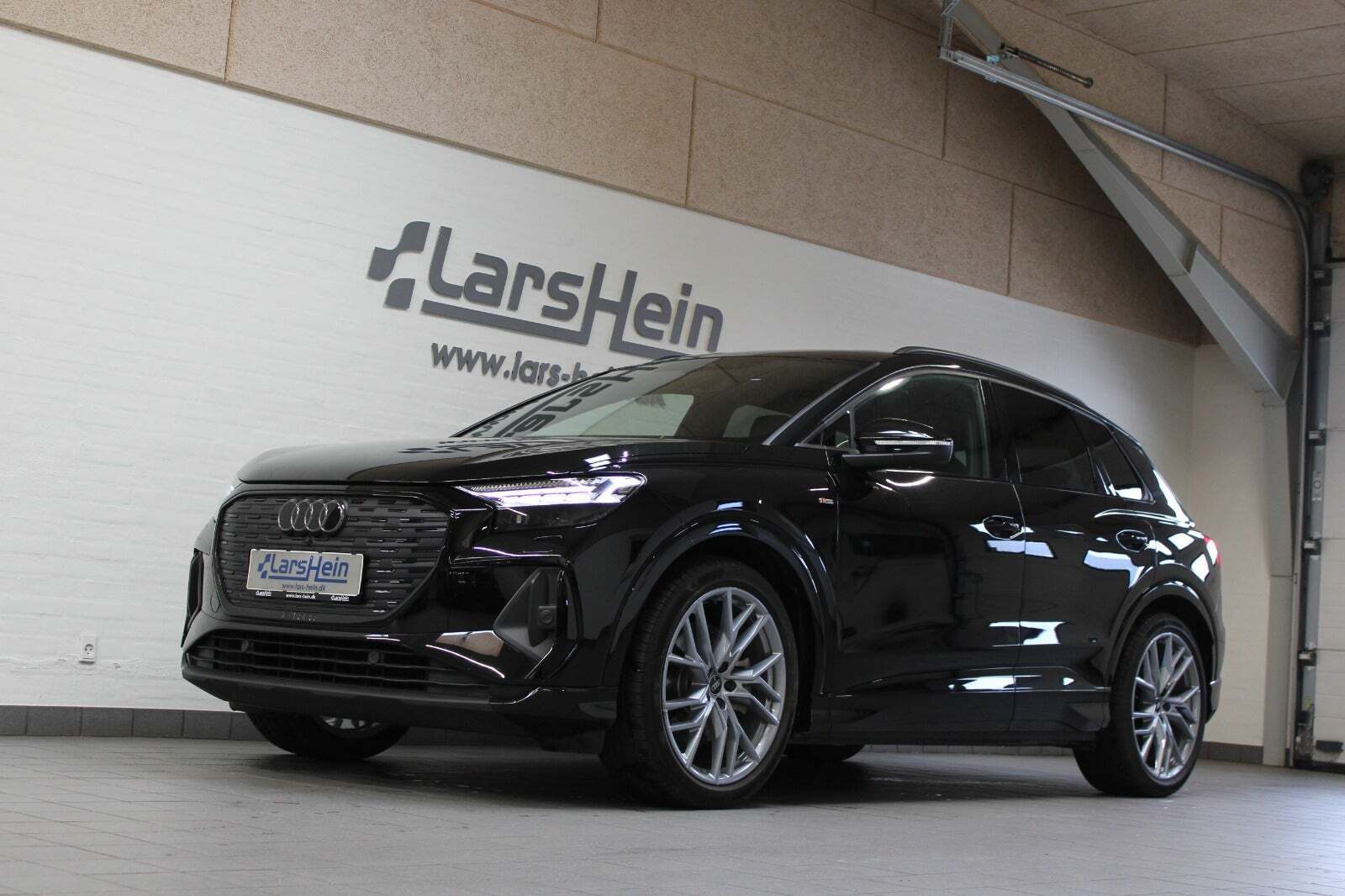 Audi Q4 e-tron 45 S-line